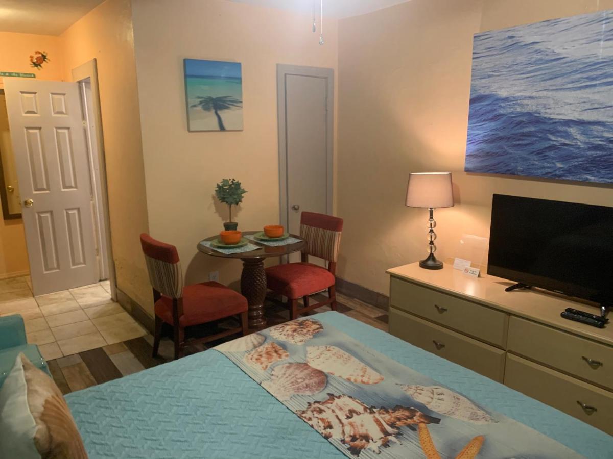 Michaels Siesta Studios Redington Shores Exterior photo
