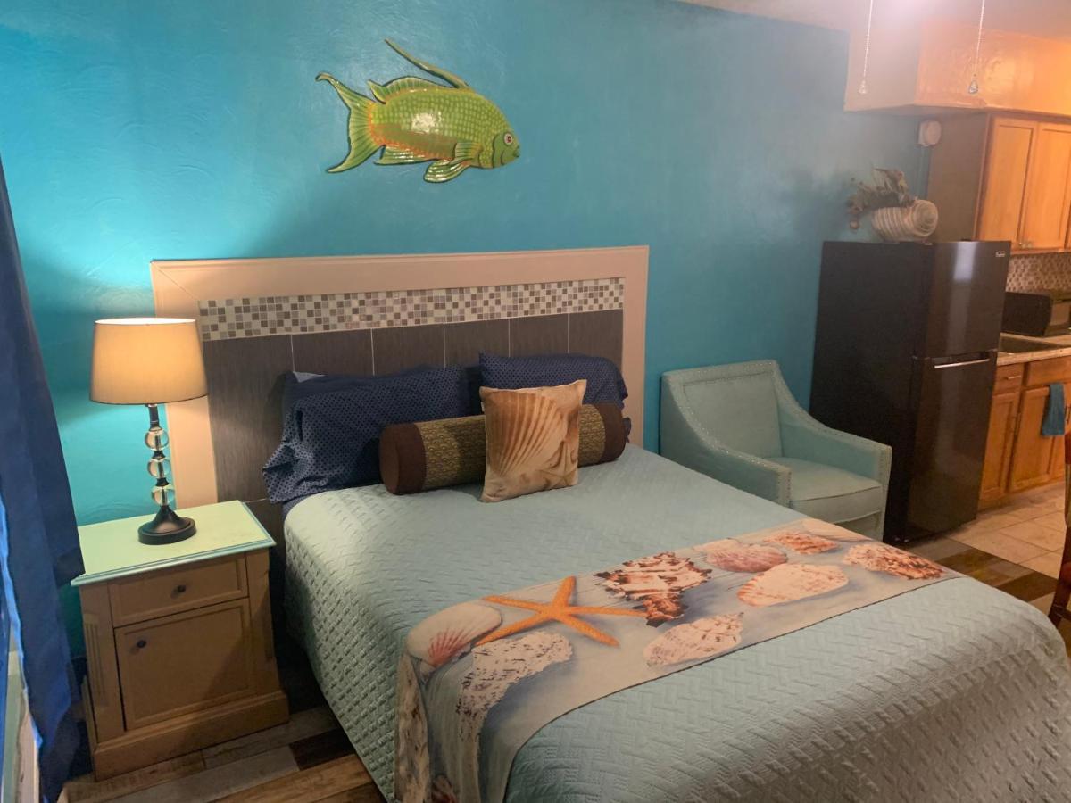 Michaels Siesta Studios Redington Shores Exterior photo