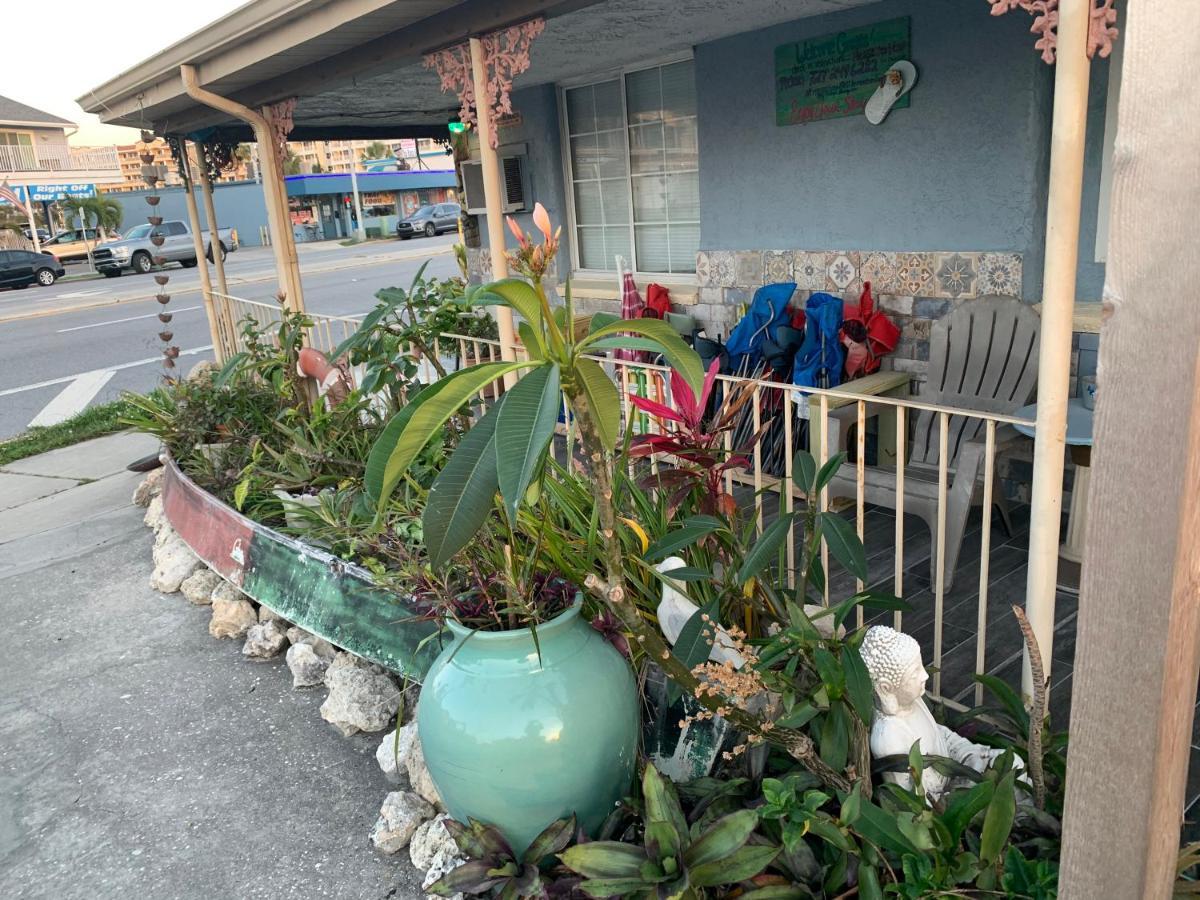 Michaels Siesta Studios Redington Shores Exterior photo